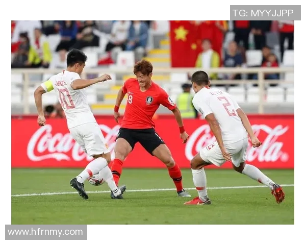 中国队迎战约旦队直播世预赛激战正酣球迷热情高涨助威助力