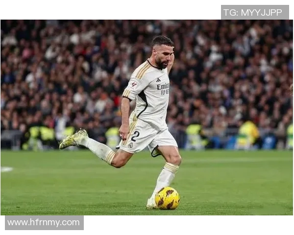 意大利与塞内加尔激战正酣足球盛宴引发全球关注与热议