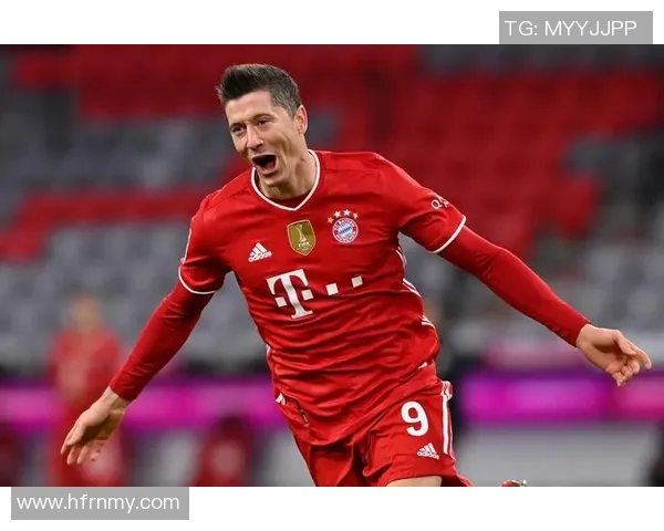 莱万回归旧主对决拜仁球迷怒斥其忘恩负义情感反转